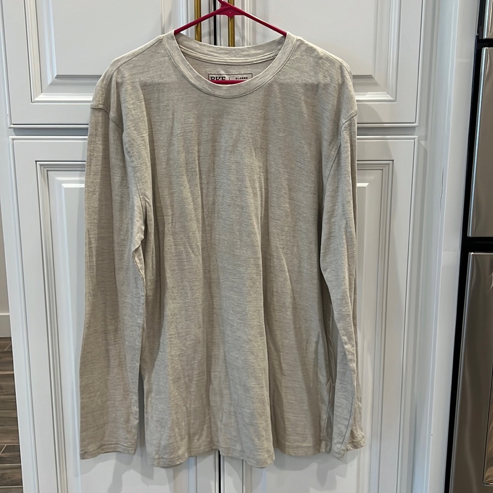 Long sleeve shirt